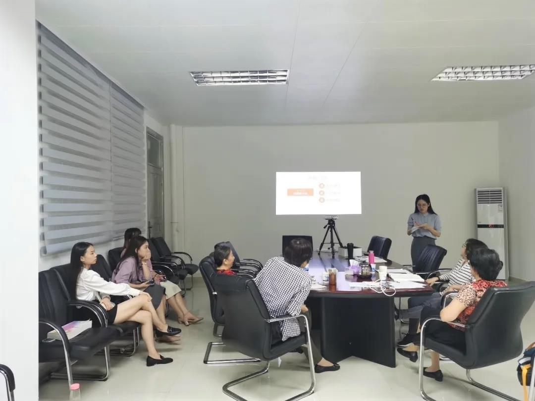 4fe5240e7a0a4b9ab888deb9e4a42df8.jpg 4fe5240e7a0a4b9ab888deb9e4a42df8.jpg